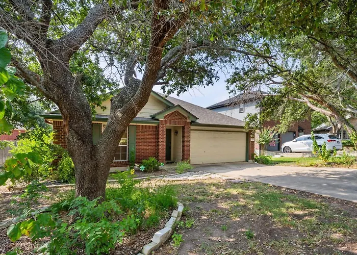 Cozy Retreat 3br Near Austin Holiday home