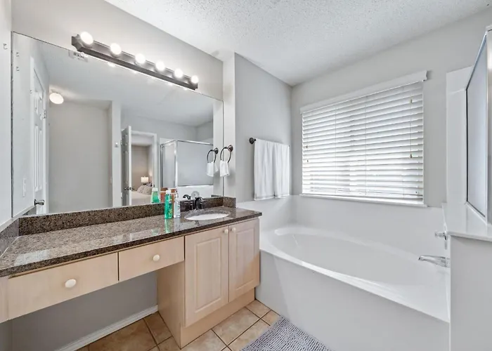 Cozy Retreat 3br Near Austin