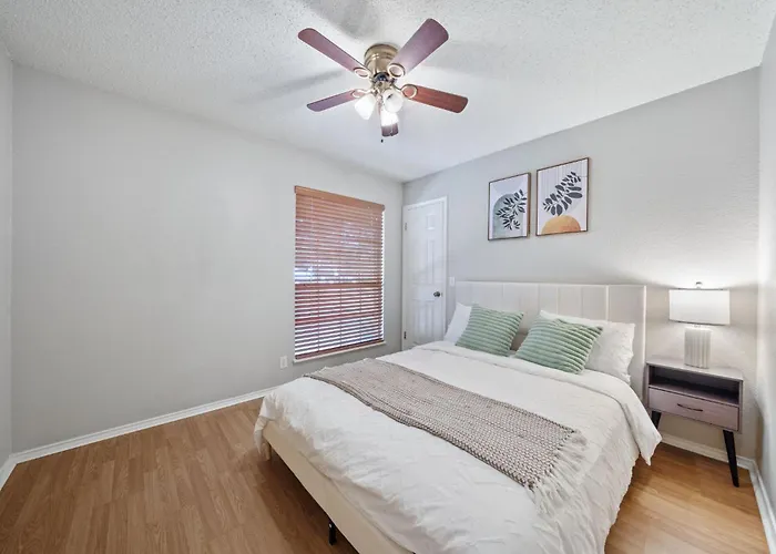 Cozy Retreat 3br Near Austin Holiday home