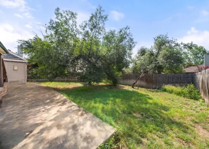Cozy Retreat 3br Near Austin * Round Rock